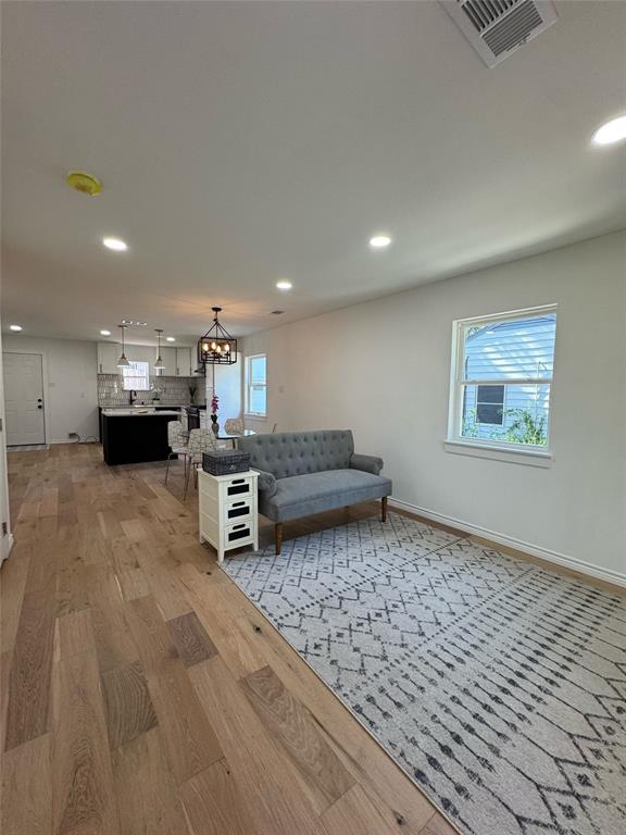 901 Rindie Street
