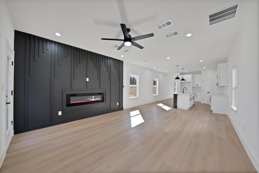 Ideal Annex - Residential