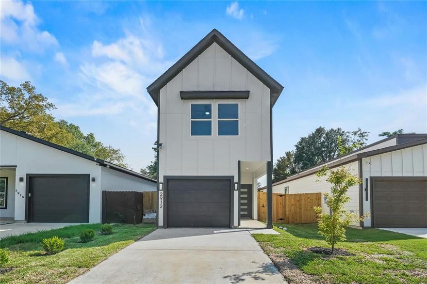 Discover contemporary comfort in this newly built Dallas home. Offering three bedrooms and two and a half baths, the thoughtfully designed floor plan blends functionality with modern appeal. The main level features an airy, open living space anchored by a stylish kitchen equipped with stainless steel appliances, modern finishes, and an oversized island ideal for entertaining. The primary bedroom serves as a relaxing retreat, complete with a spa-like ensuite bath and a generous walk-in closet. Two additional bedrooms are well-sized and share a full bathroom, while a powder room on the main floor adds convenience for guests. Outside, enjoy a private backyard and energy-conscious features throughout the home. Located close to shopping, dining, and major highways, this residence offers the advantage of new construction in a prime Dallas location.