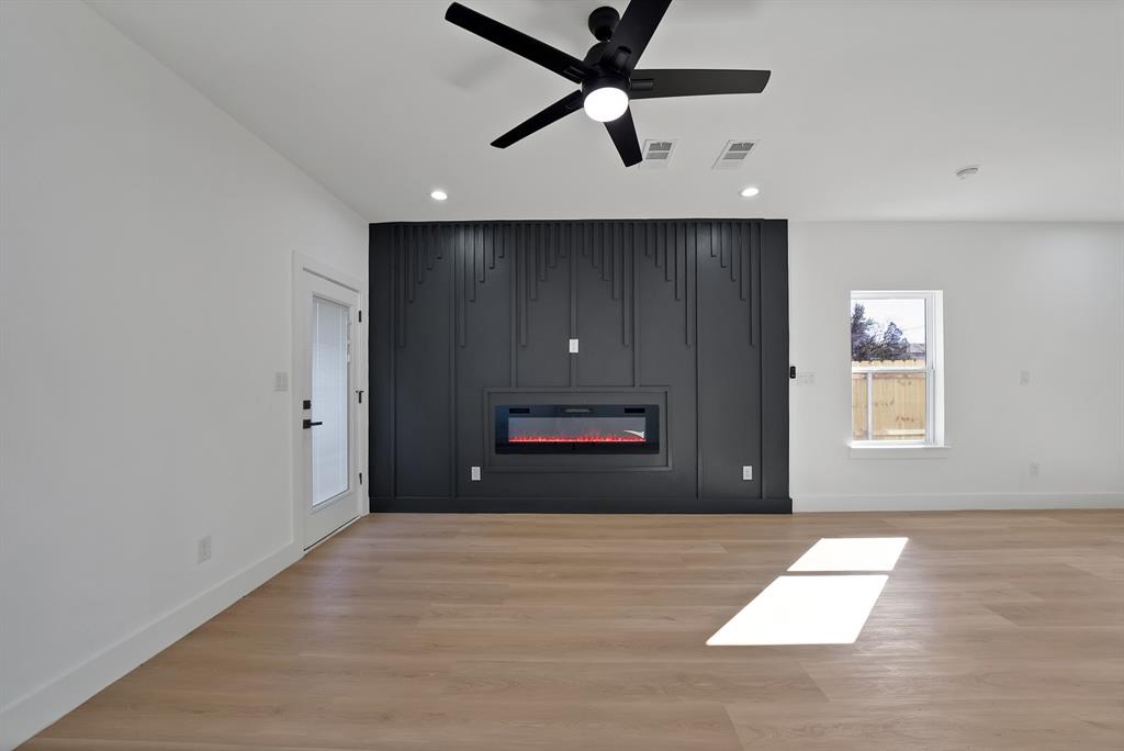 Ideal Annex - Residential