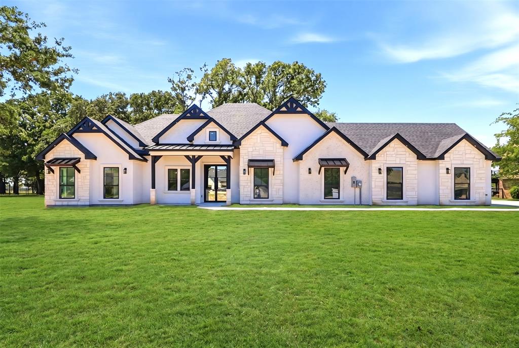 1055 Hidden Oaks Drive