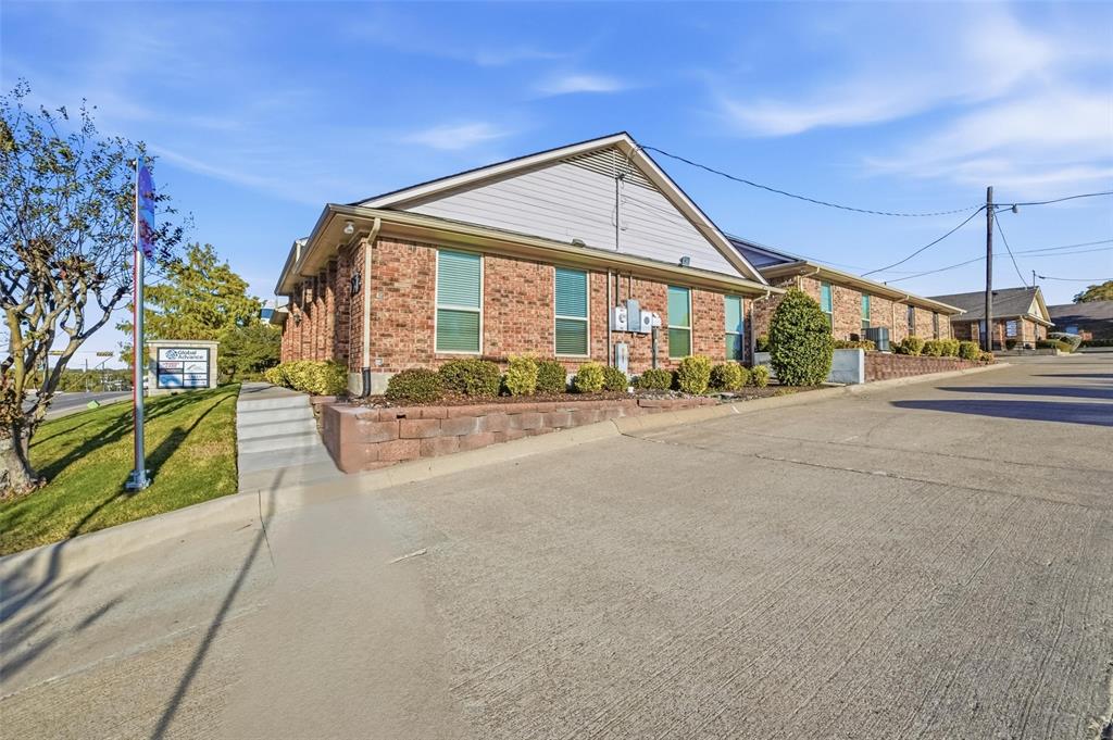 None - Commercial Lease