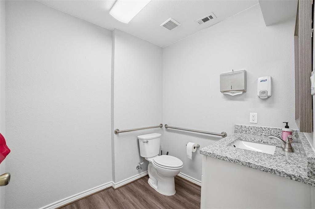 None - Commercial Lease