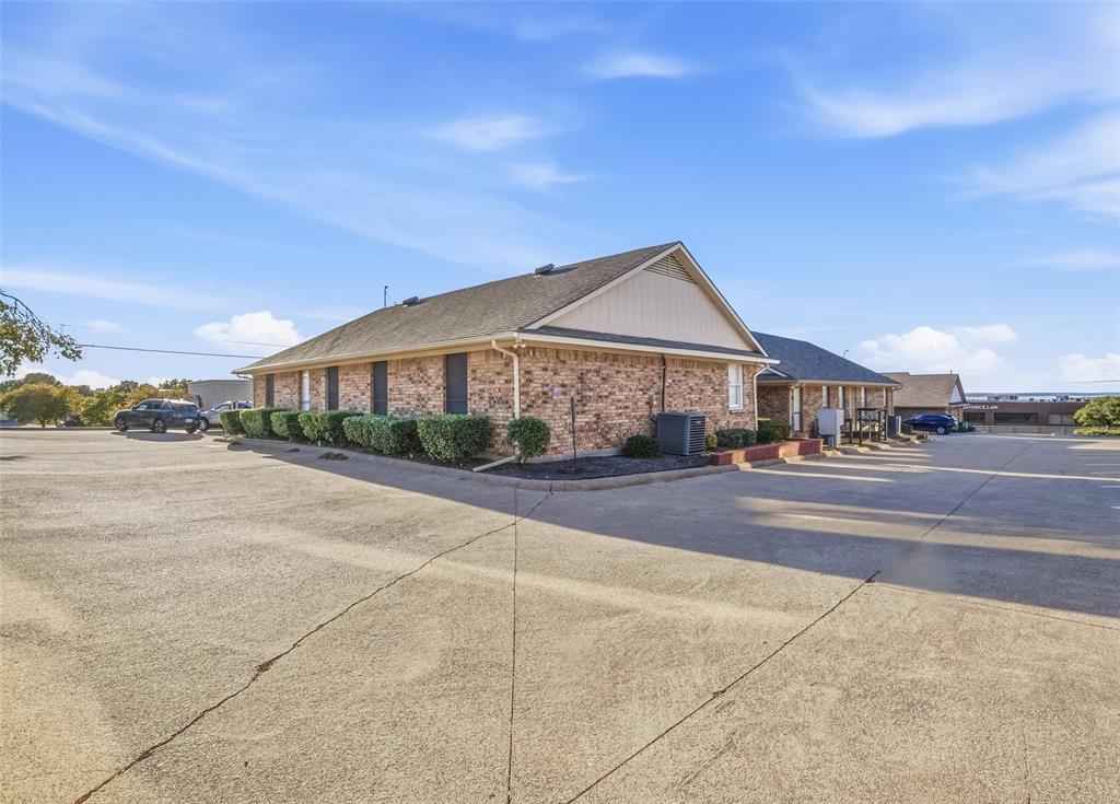 None - Commercial Lease