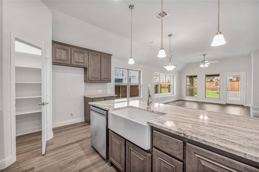 Creekview Meadows - Residential