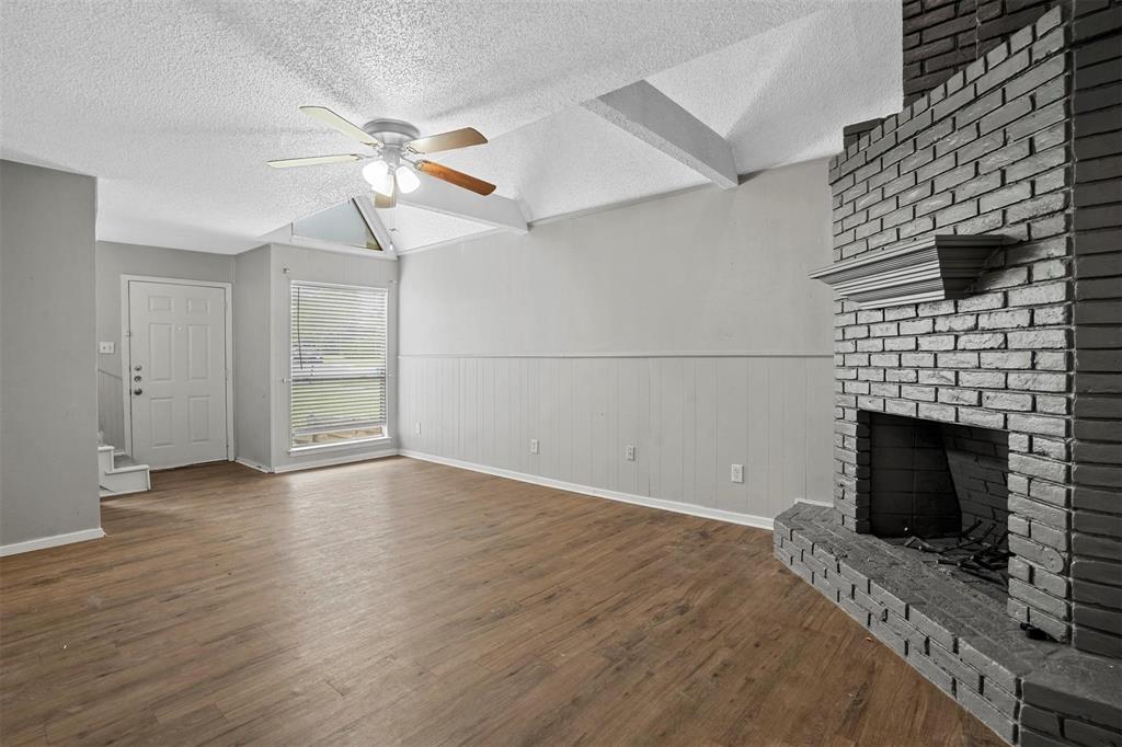 SAINT CLAIRE WOODS TOWNHOUSES - Residential Income