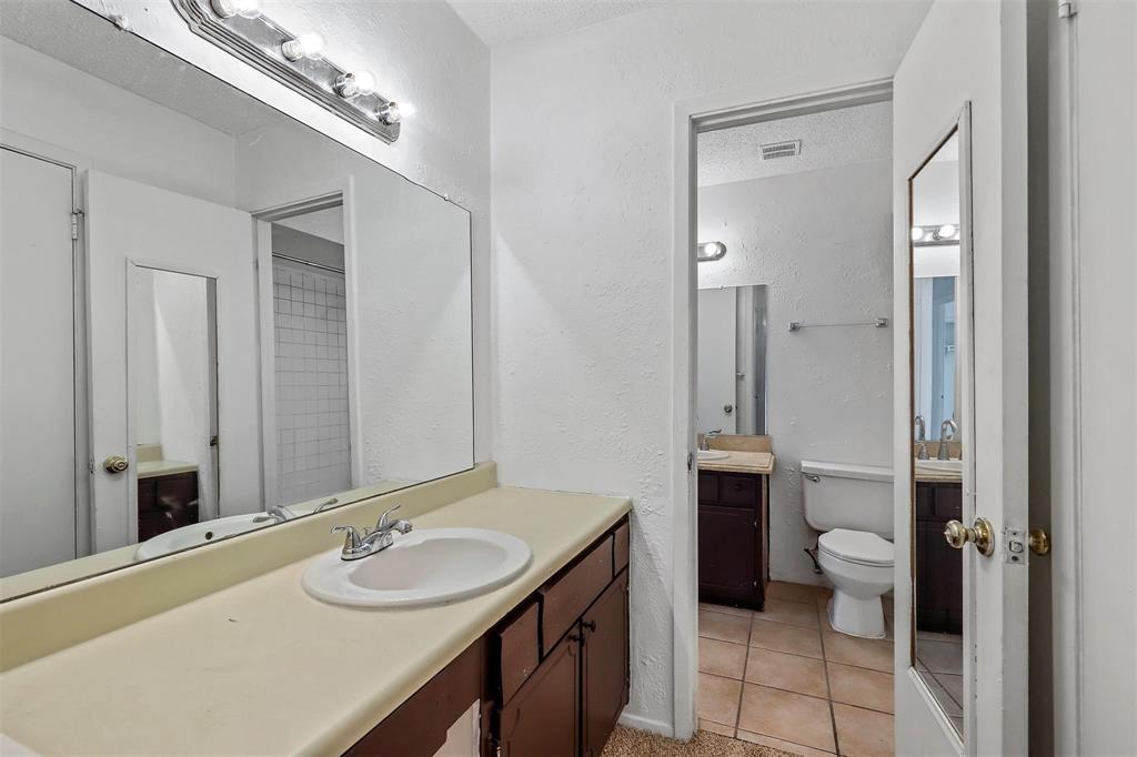 SAINT CLAIRE WOODS TOWNHOUSES - Residential Income