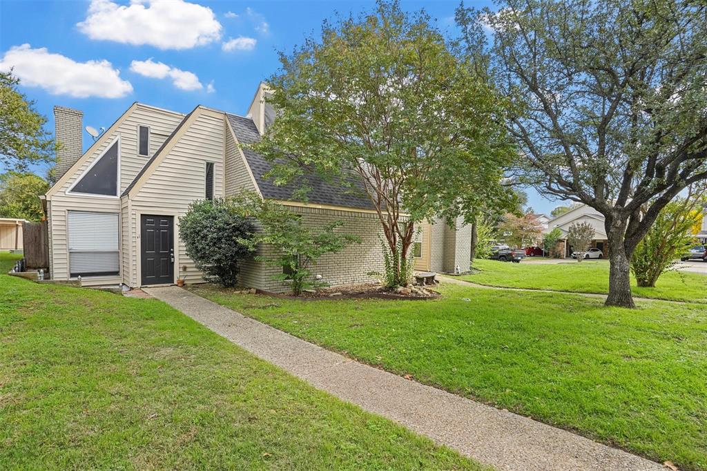 SAINT CLAIRE WOODS TOWNHOUSES - Residential Income