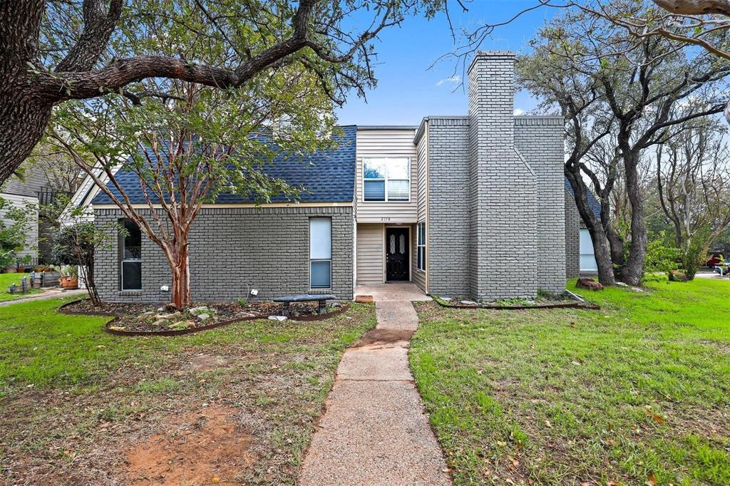 SAINT CLAIRE WOODS TOWNHOUSES - Residential Income
