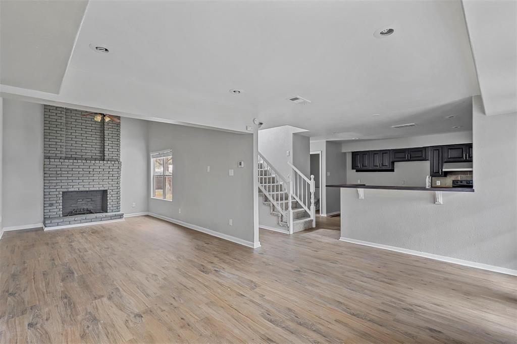 SAINT CLAIRE WOODS TOWNHOUSES - Residential Income