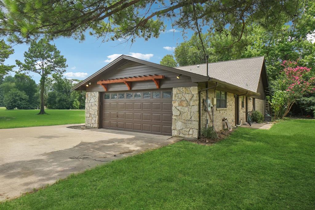 990 Brush Creek Road