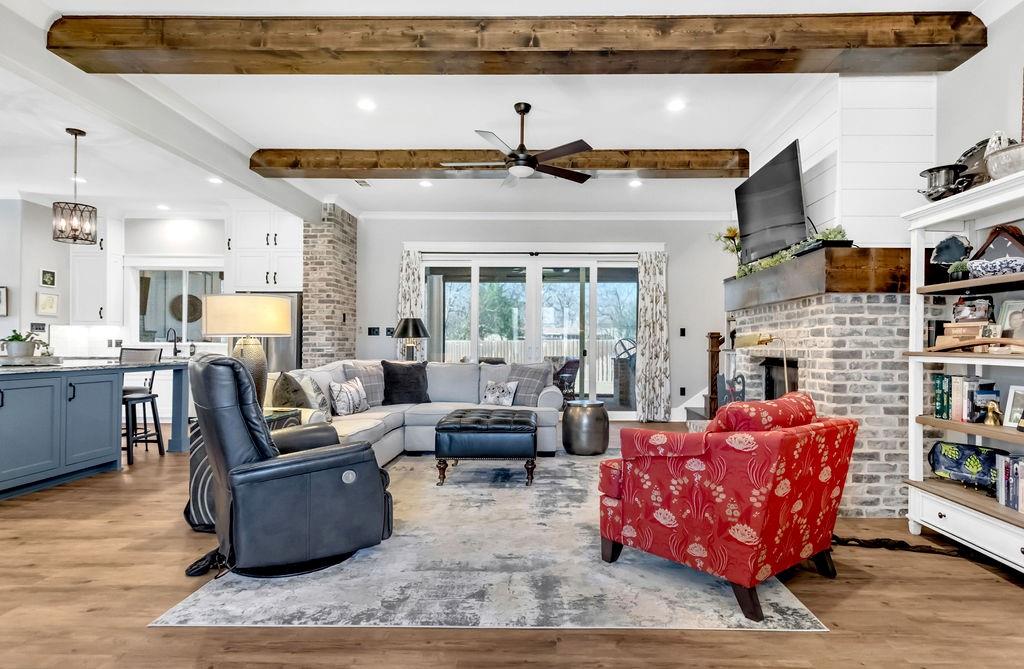 HIDEAWAY - Residential