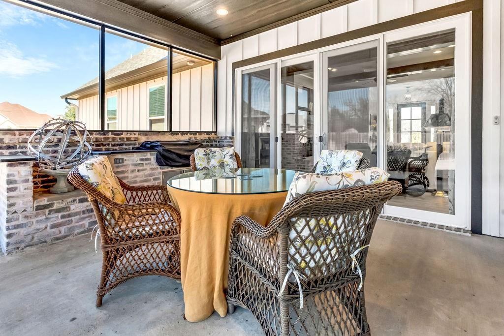 HIDEAWAY - Residential