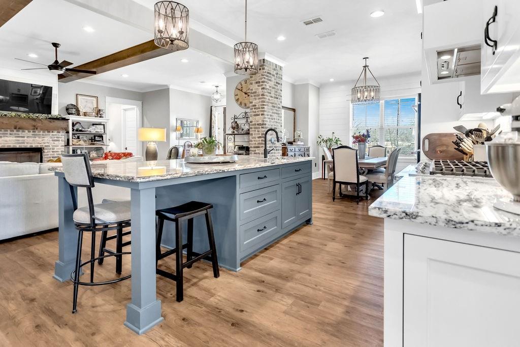 HIDEAWAY - Residential