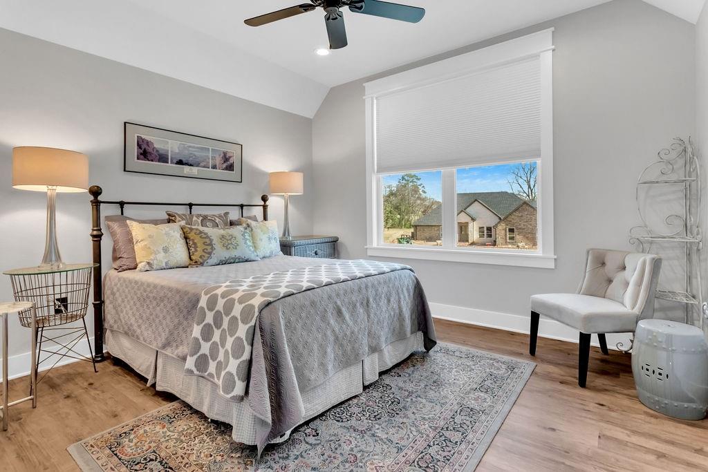 HIDEAWAY - Residential