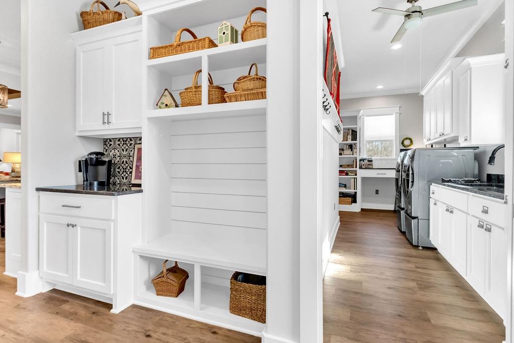 HIDEAWAY - Residential