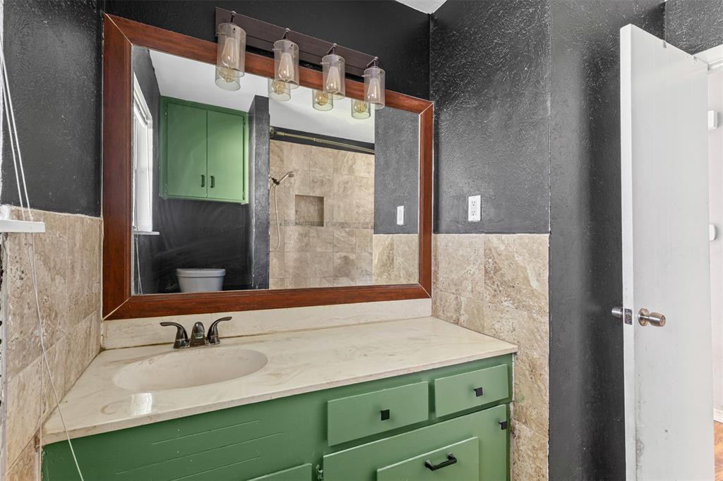 Henry A L Sub - Residential