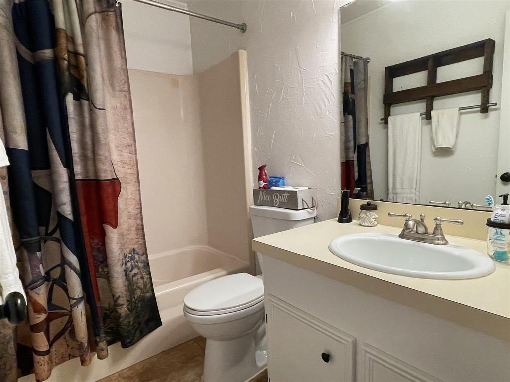 COUNTRY EAST ADDN - Residential