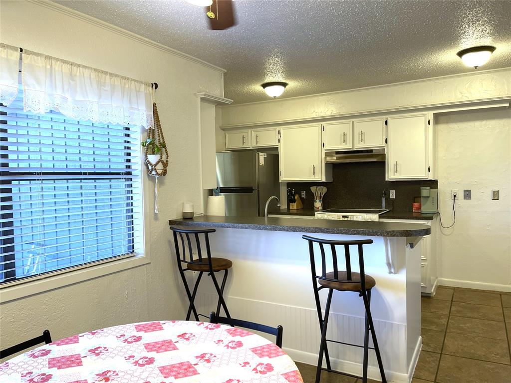 COUNTRY EAST ADDN - Residential