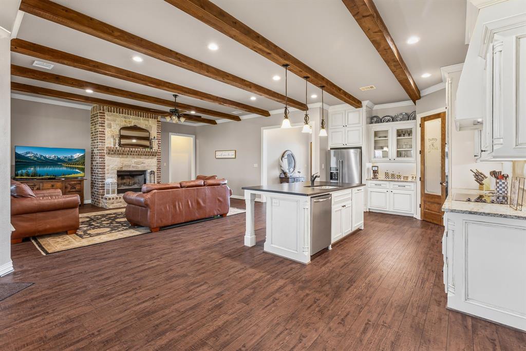 100 Western Trail