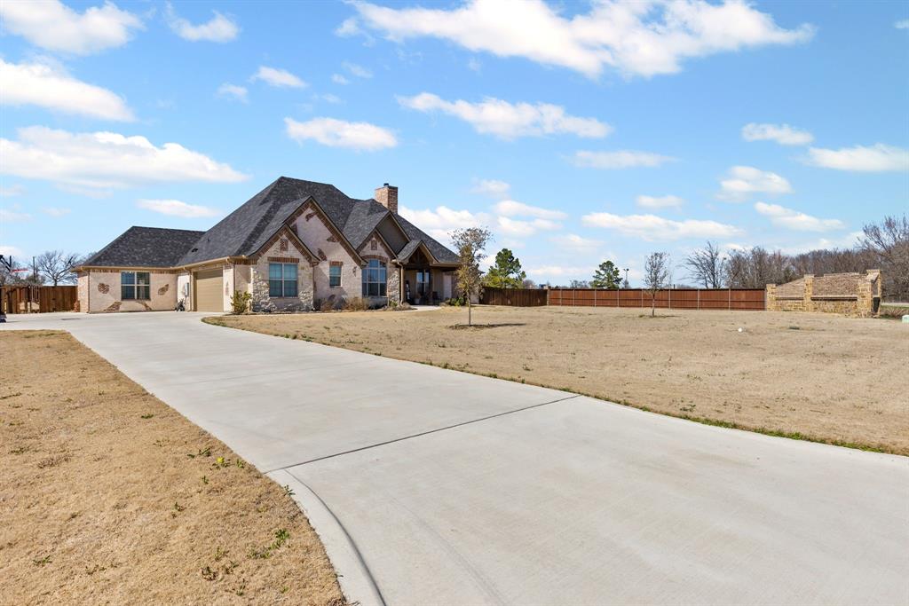 100 Western Trail