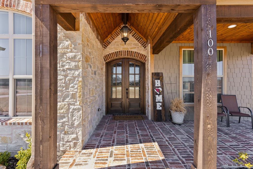 100 Western Trail