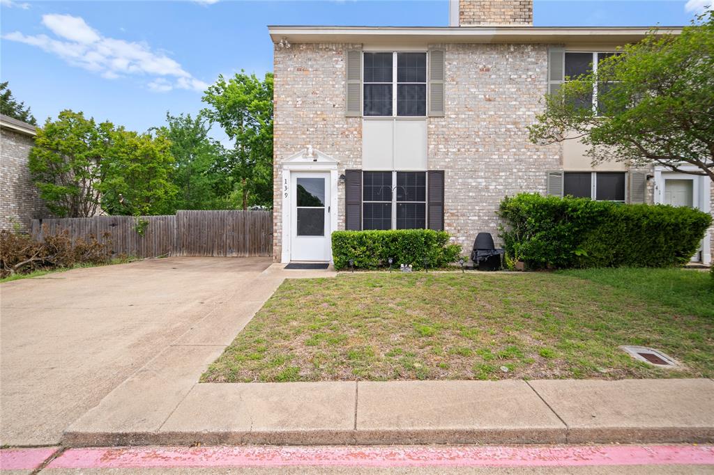 139 Graystone Place