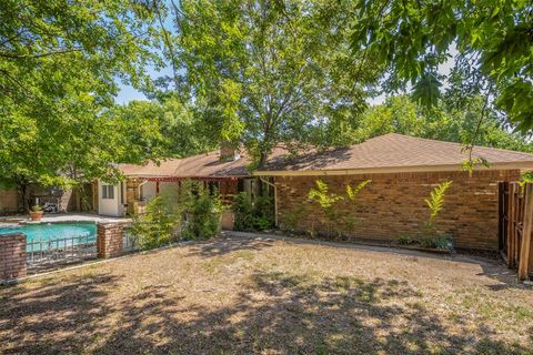 A home in DeSoto