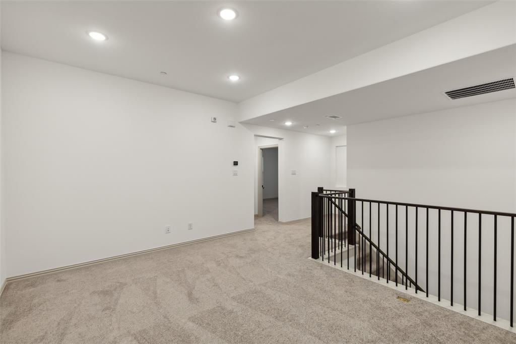 Lake Ridge Commons - Residential Lease