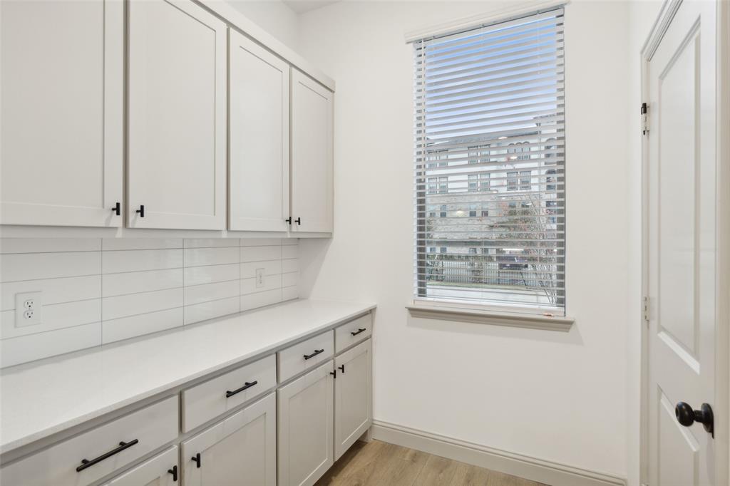 Lake Ridge Commons - Residential Lease