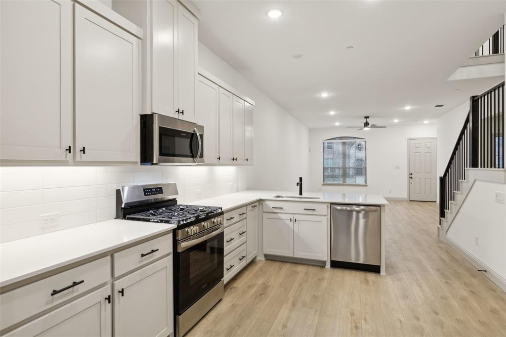 Lake Ridge Commons - Residential Lease