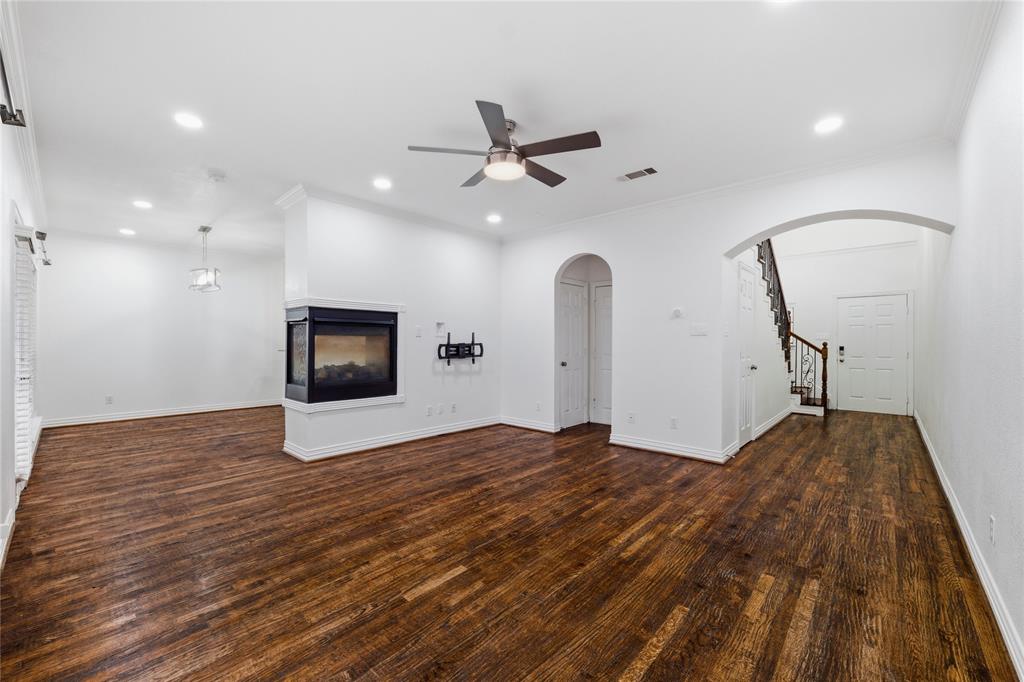 4263 Towne Lake Court
