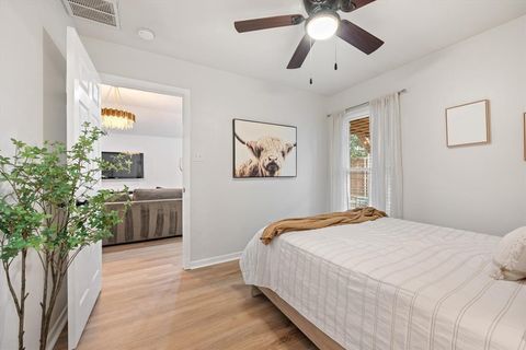 Tiny photo for 1706 Dunn Street, Grapevine, TX 76051 (MLS # 21004108)