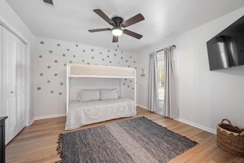 Tiny photo for 1706 Dunn Street, Grapevine, TX 76051 (MLS # 21004108)