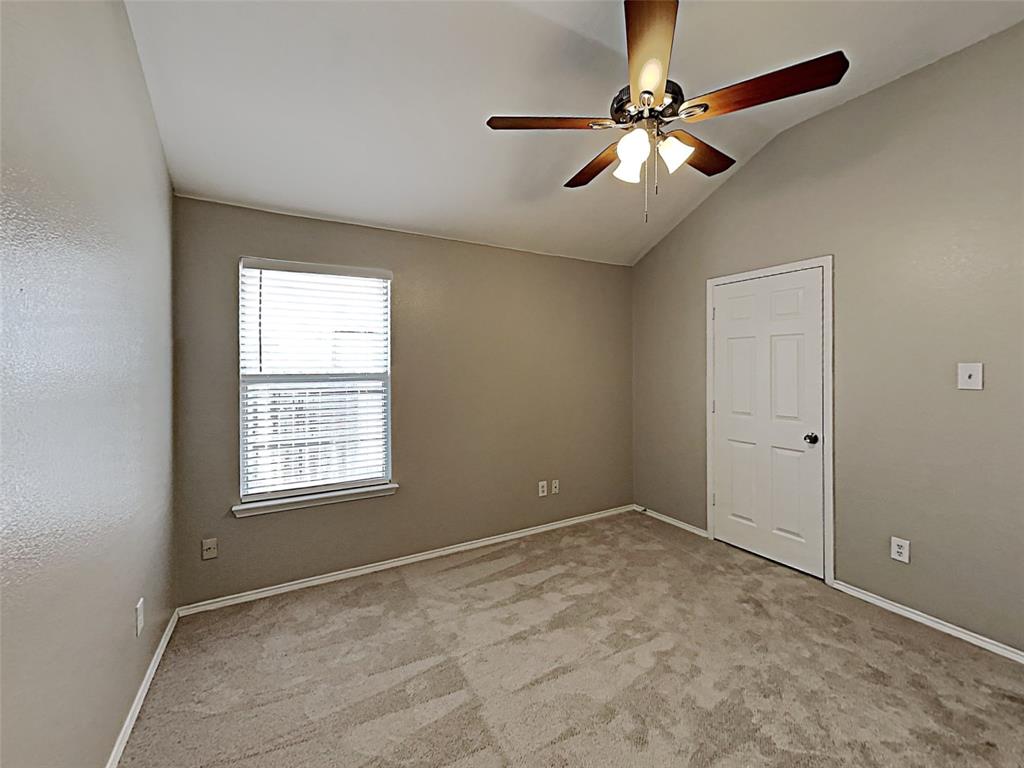 617 Oak Hollow Trail