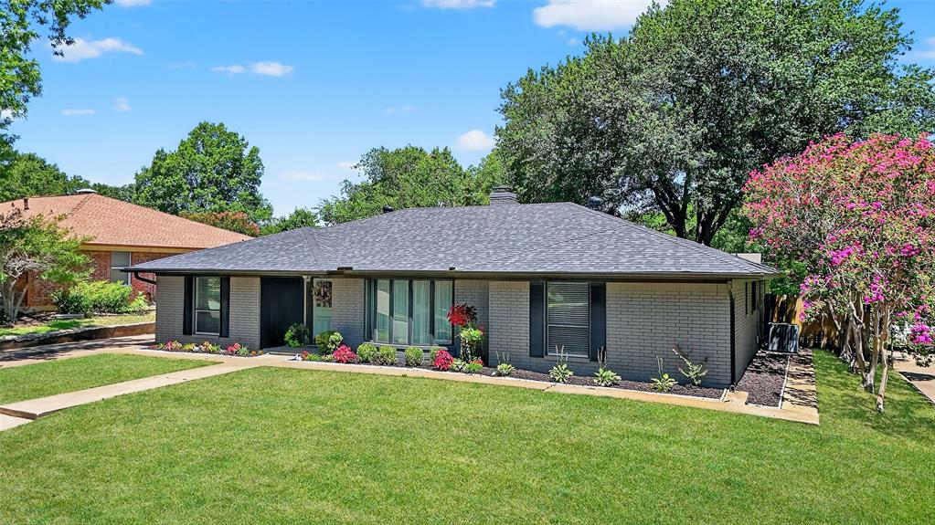 1817 Skyline Drive