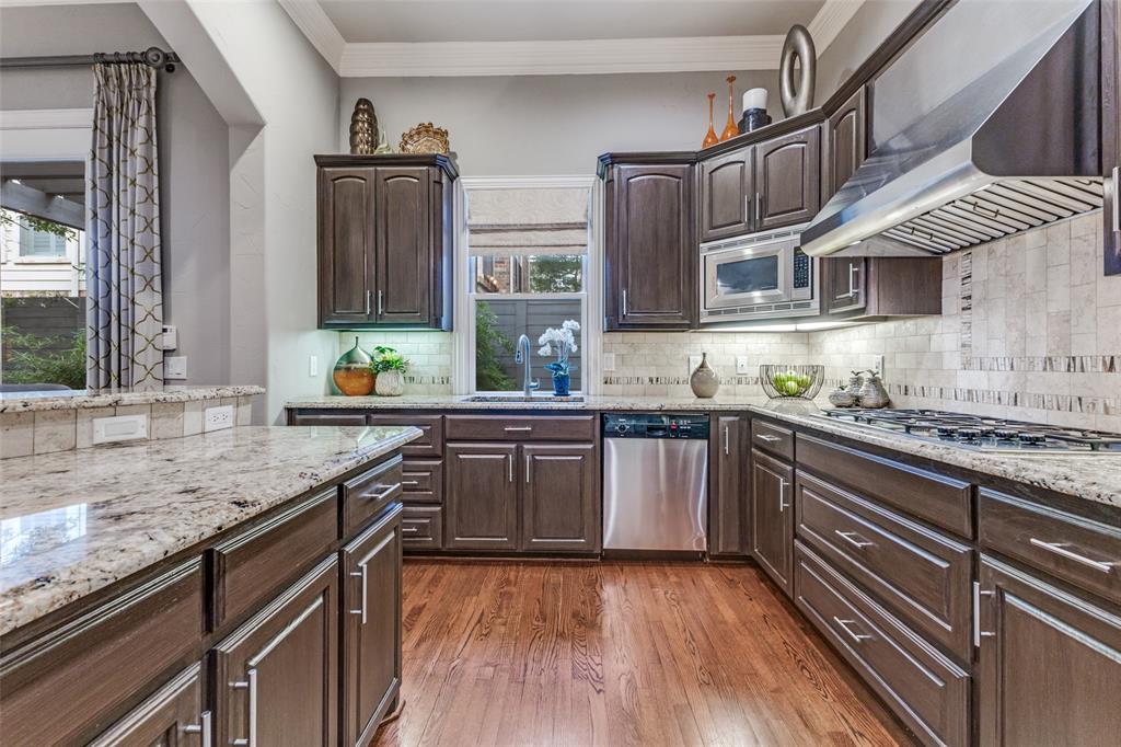 Bowser-Reagan 01 - Residential