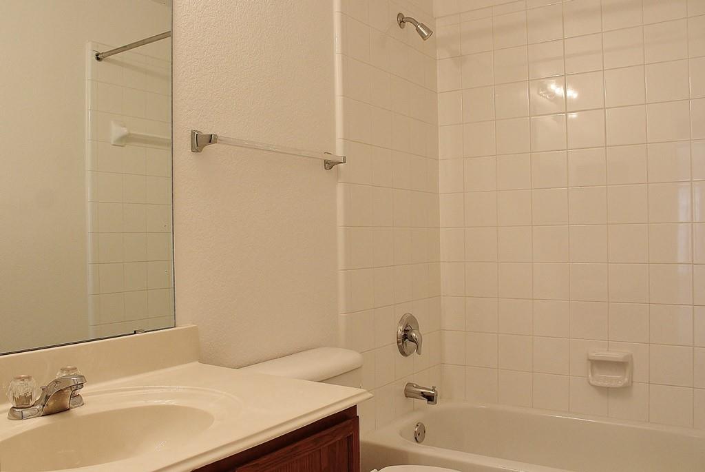 Mountain Crk Mdws Ph II - Residential Lease