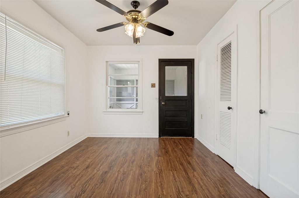 202 W Cherry Street