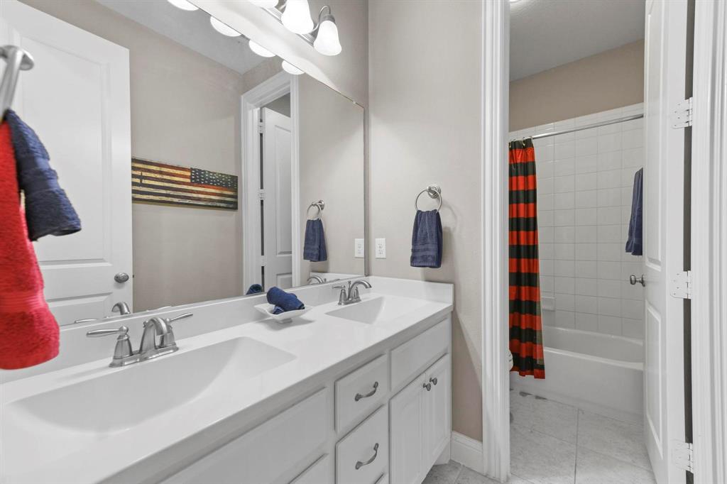 Flower Mound, Texas 76226, United States, 4 Bedrooms Bedrooms, ,4 BathroomsBathrooms,Residential,Active,93236