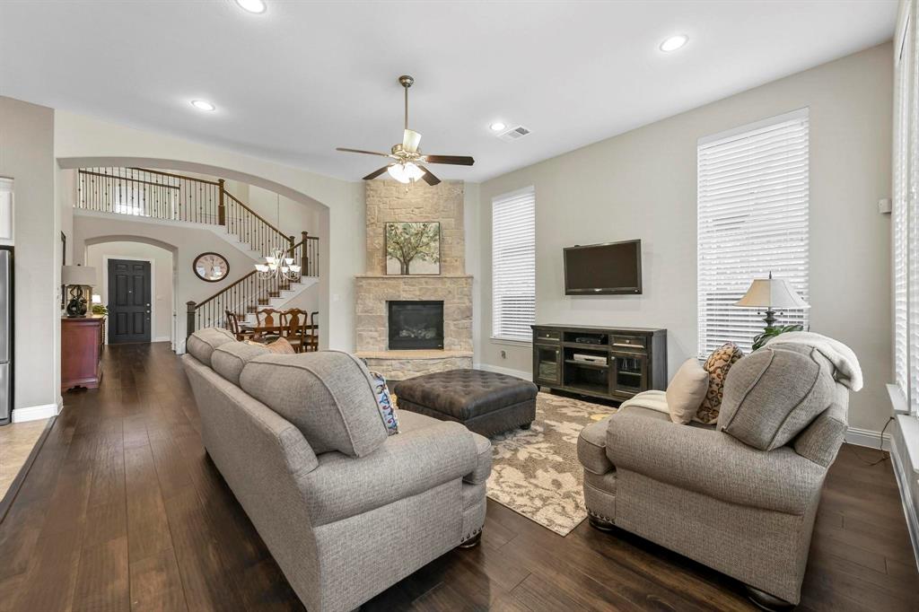 Flower Mound, Texas 76226, United States, 4 Bedrooms Bedrooms, ,4 BathroomsBathrooms,Residential,Active,93236