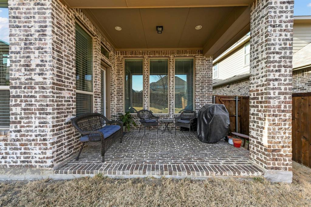 Flower Mound, Texas 76226, United States, 4 Bedrooms Bedrooms, ,4 BathroomsBathrooms,Residential,Active,93236