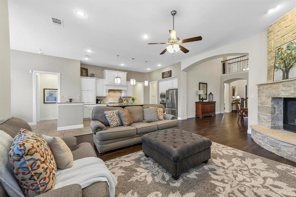 Flower Mound, Texas 76226, United States, 4 Bedrooms Bedrooms, ,4 BathroomsBathrooms,Residential,Active,93236