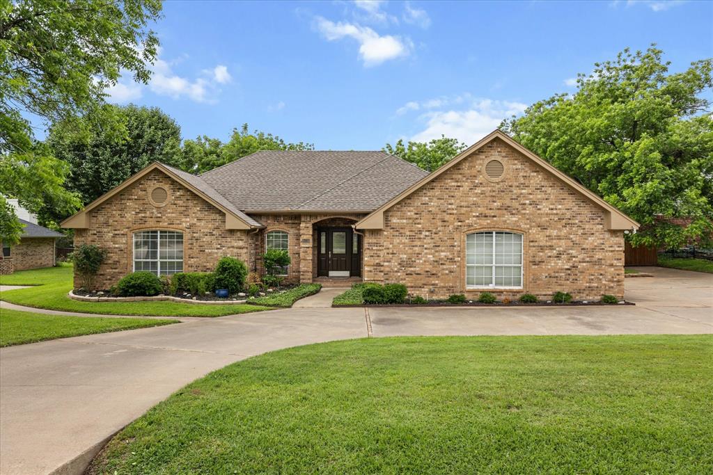 9126 Hanging Moss Drive