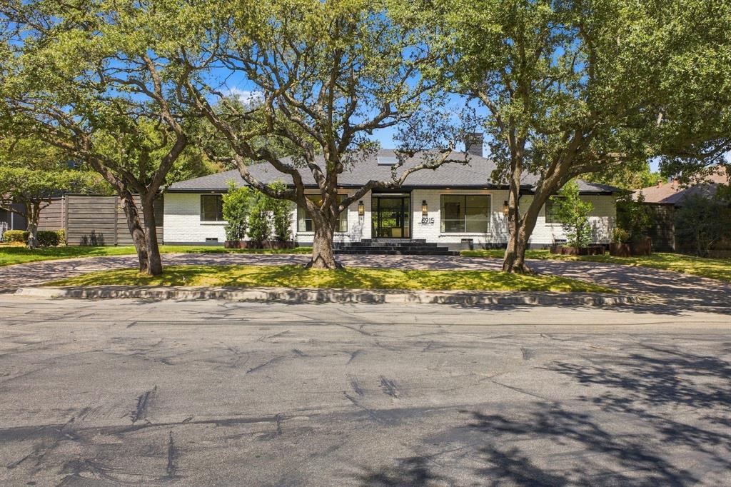 6915 Stefani Drive