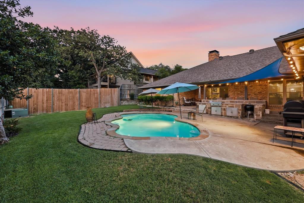 6007 Forestcreek Court