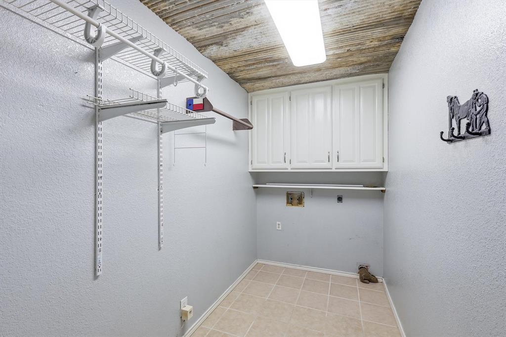 R M Williamson Surv Abs 1300 - Residential