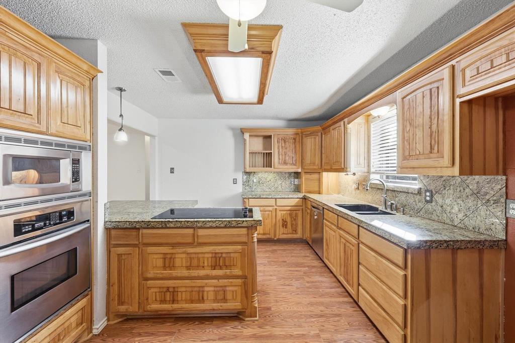 R M Williamson Surv Abs 1300 - Residential