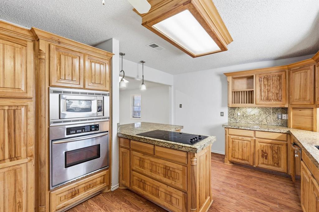 R M Williamson Surv Abs 1300 - Residential