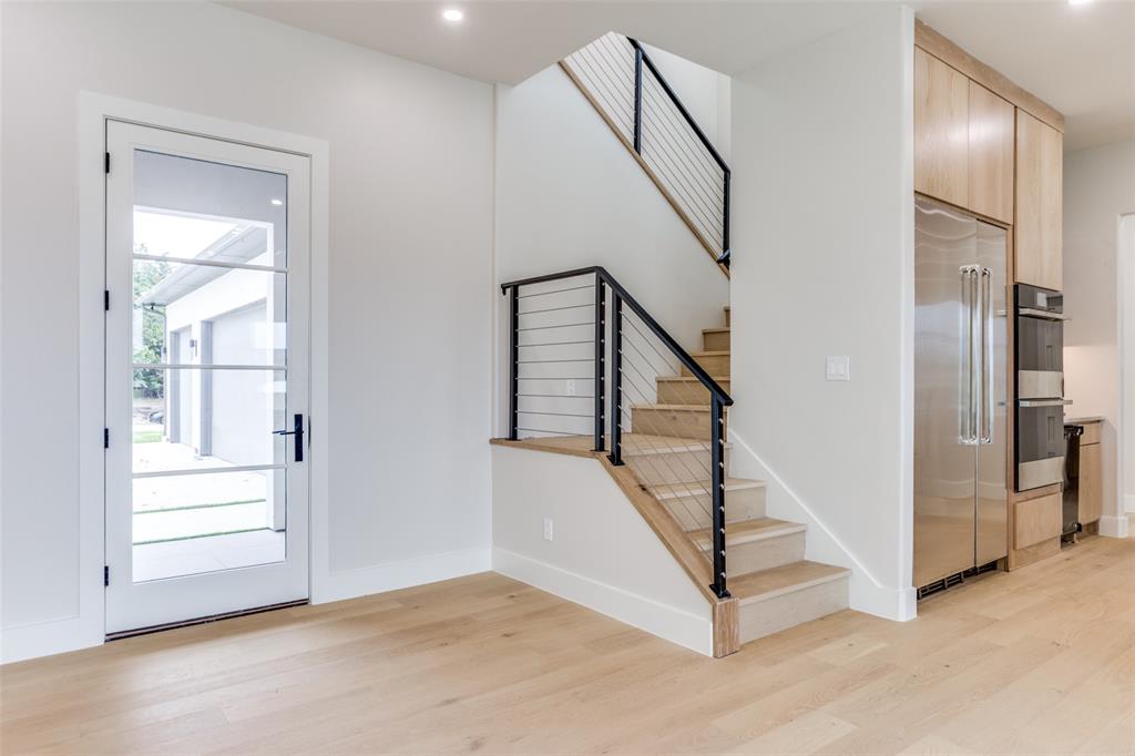 1532 Laguna Bay N